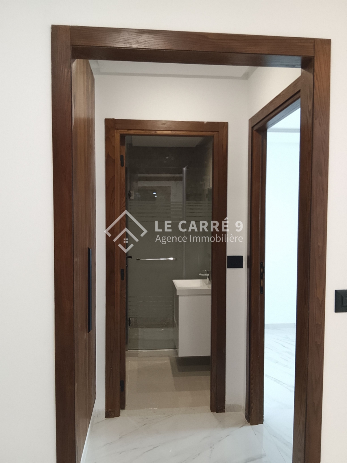 La Marsa El Aouina Location Appart. 2 pices Un s1 neuf  cit les palmeraies