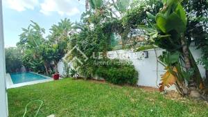 La Marsa Berge Du Lac Location Maisons Une villa avec piscine au lac 2