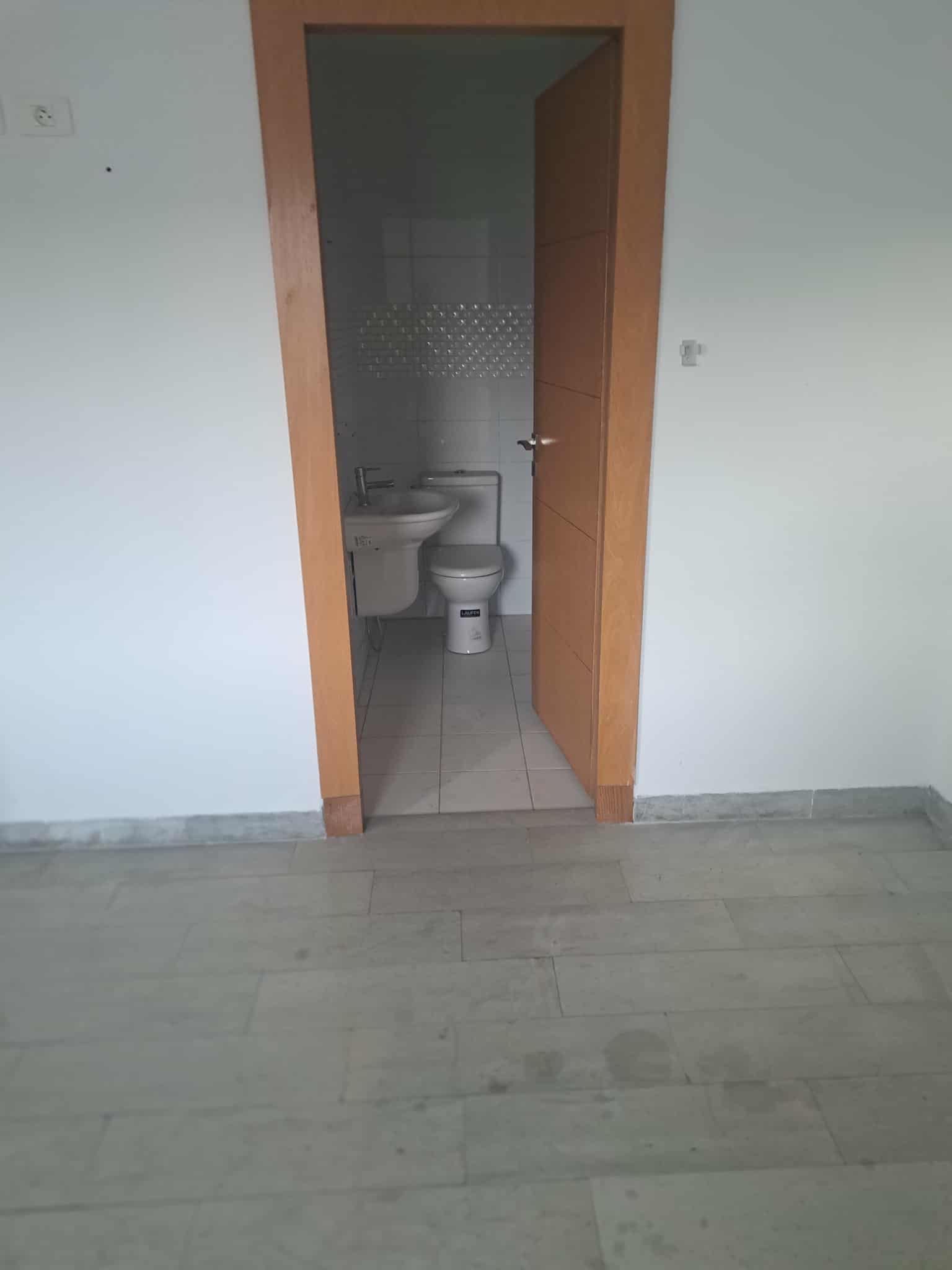 Ariana Ville Cite Ennasr 2 Location Autre Un s1 usage bureau  ennasr