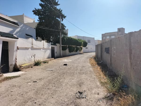 Raoued Cite Ennkhilet Terrain Terrain nu Terrain constructible cltur fait le coin