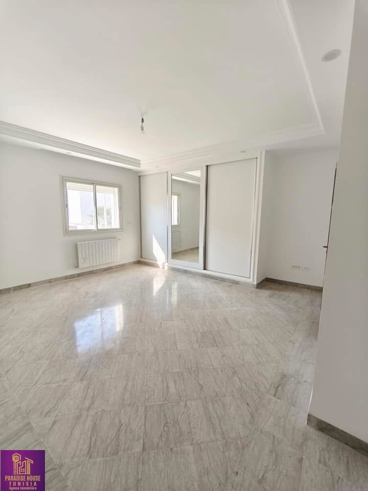 La Marsa Marsa Erriadh Location Appart. 4 pices Etage de villa s 3 la marsa neuf