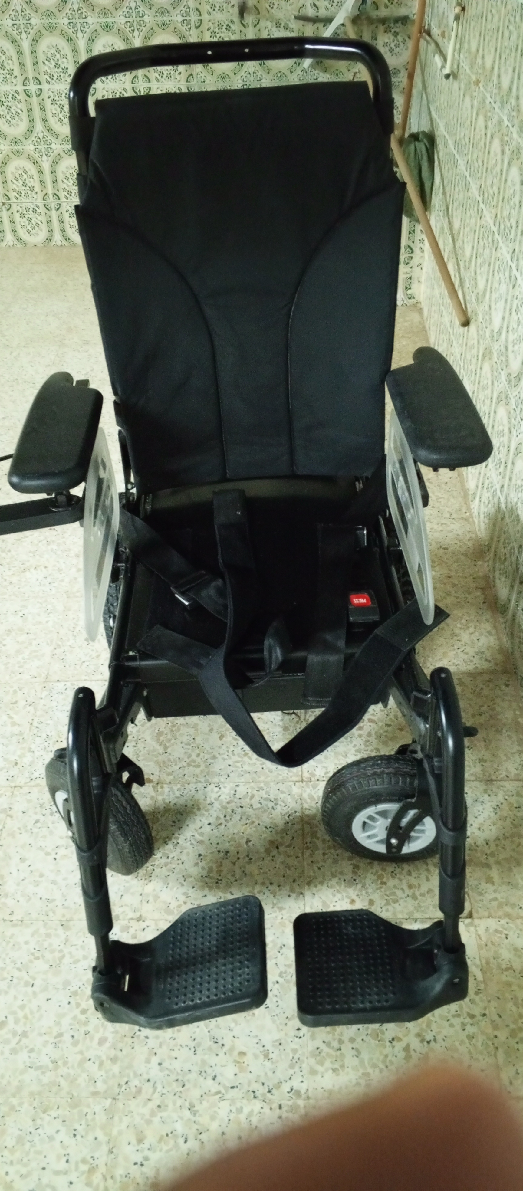 Gabes Sud Mtorrech Autre Marque Autre Modle Fauteuil roulant lectrique