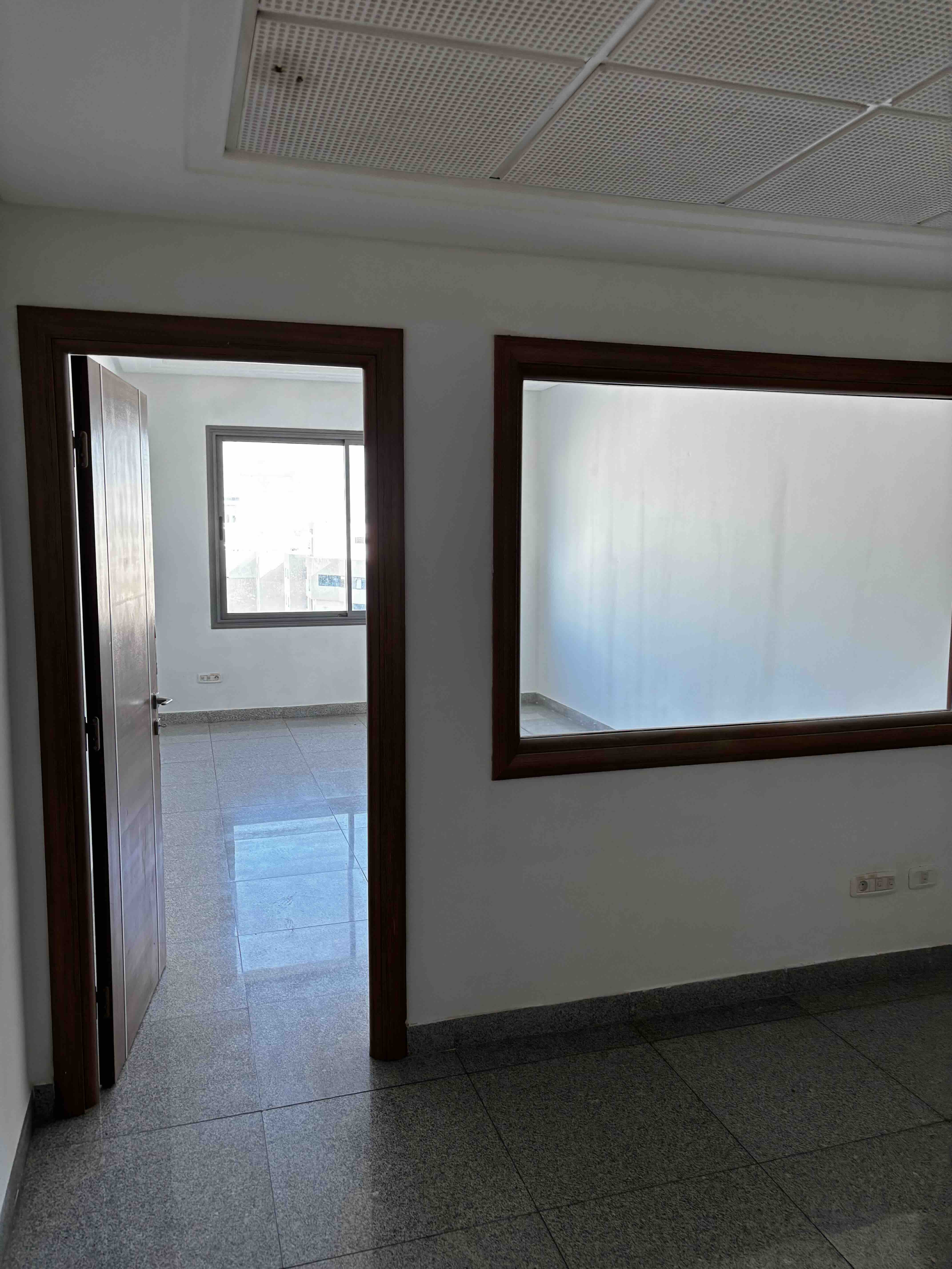 Cite El Khadra Zone urbaine nord Bureaux & Commerces Bureau Bureau a plus 2 au centre urbain nord