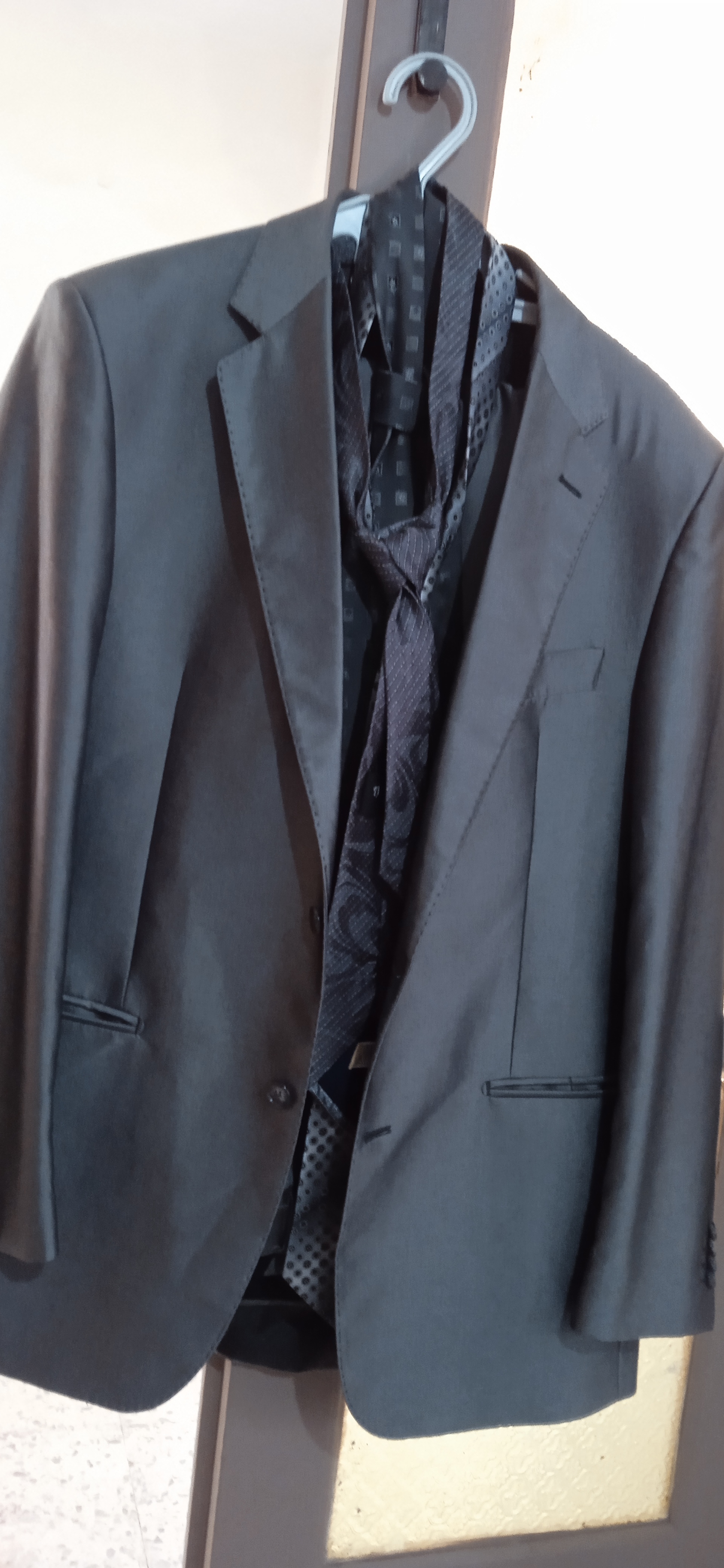 Sakiet Ezzit Merkez Chihya Hommes Autre Des costumes et des pantalons d'homme