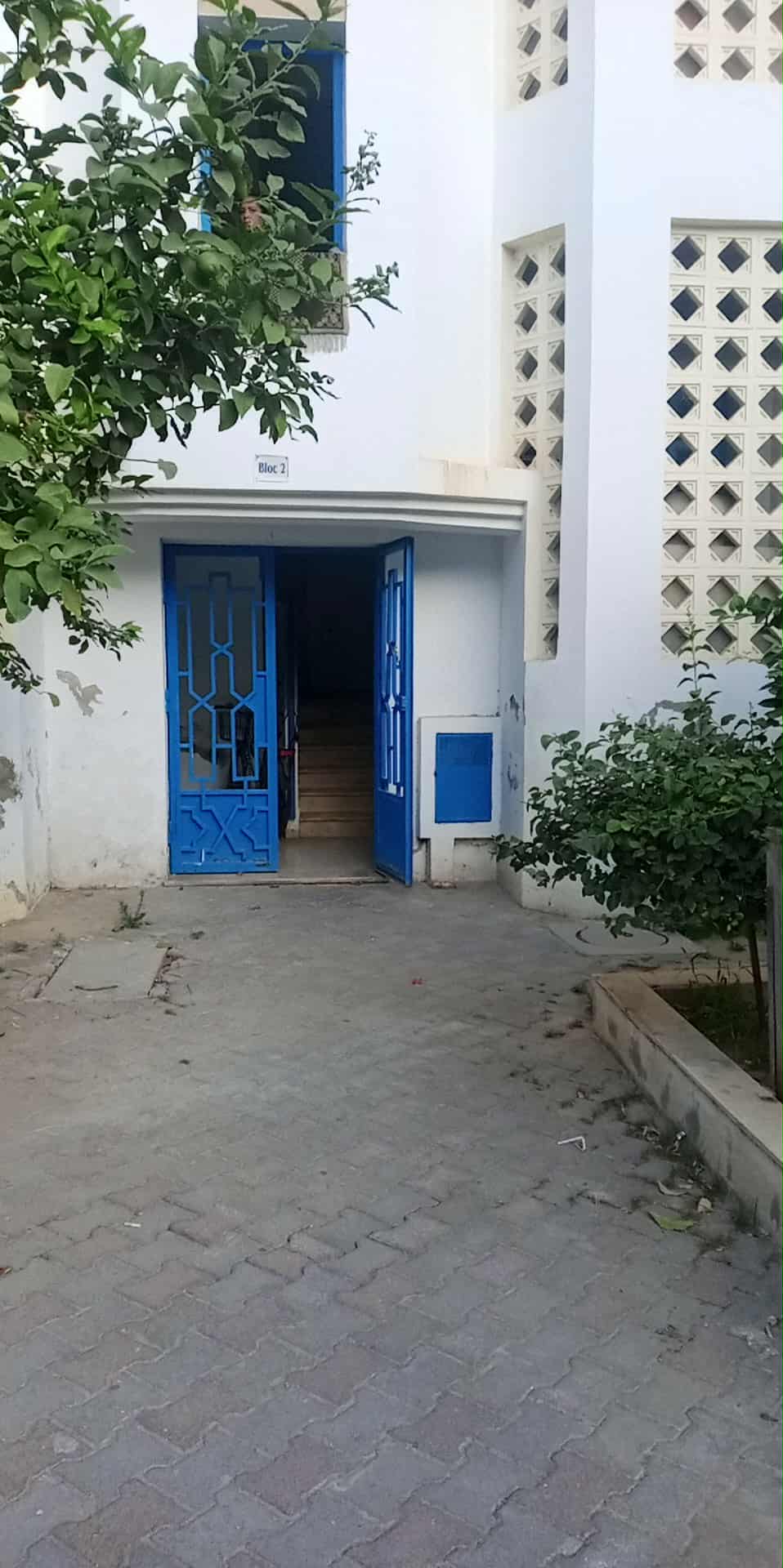 La Goulette Cite Ennacim La Brise Location Appart. 4 pices Loue appart chambres rdc aouina