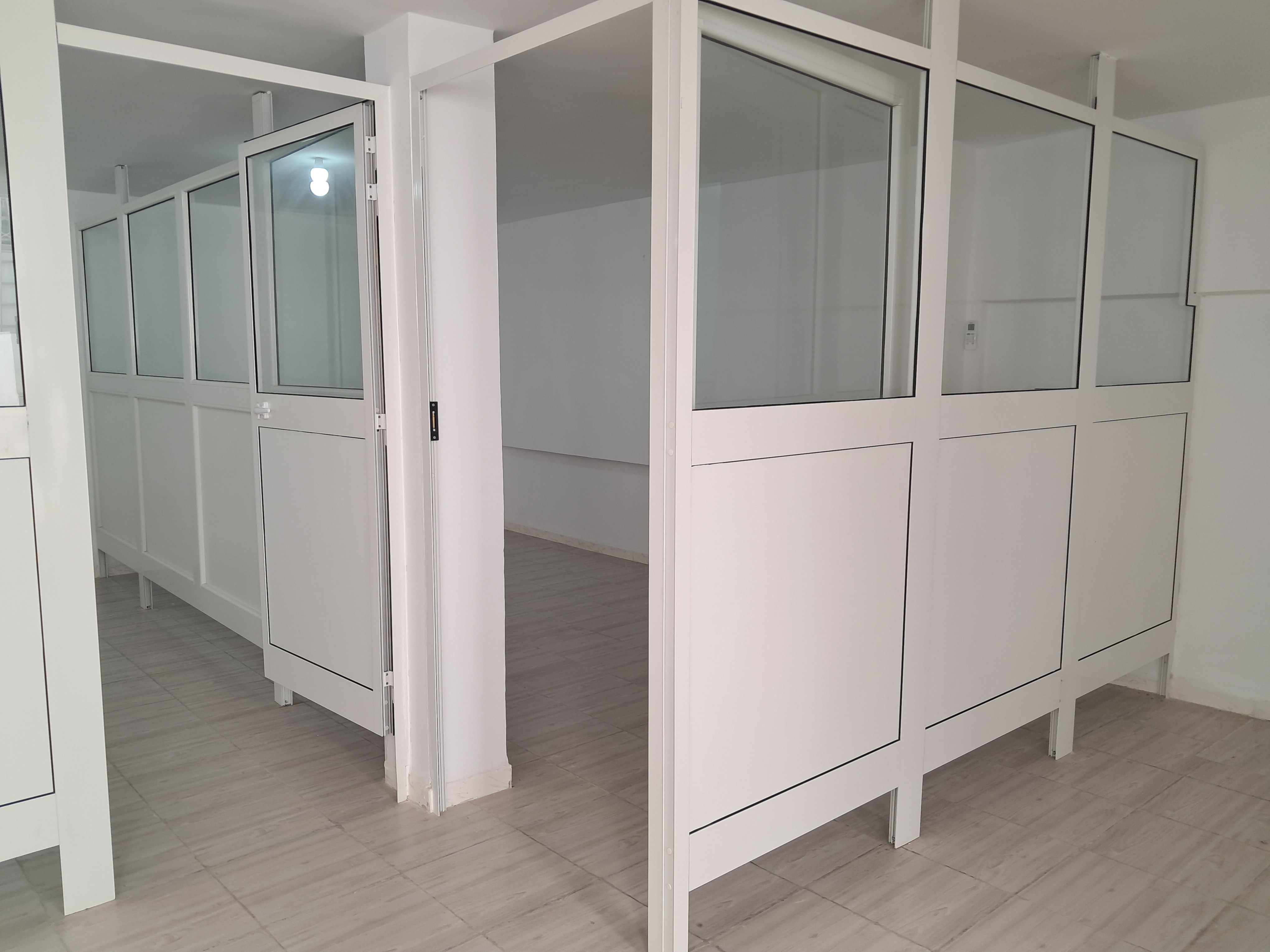 Cite El Khadra Zone urbaine nord Location Appart. 4 pices Appartement    usage bureau   centre urbain nord