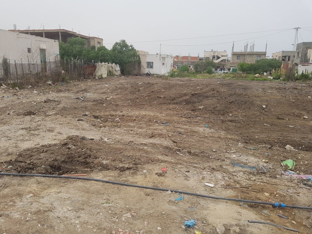 La Soukra Sidi Salah Terrain Terrain nu Terrain tf individuel