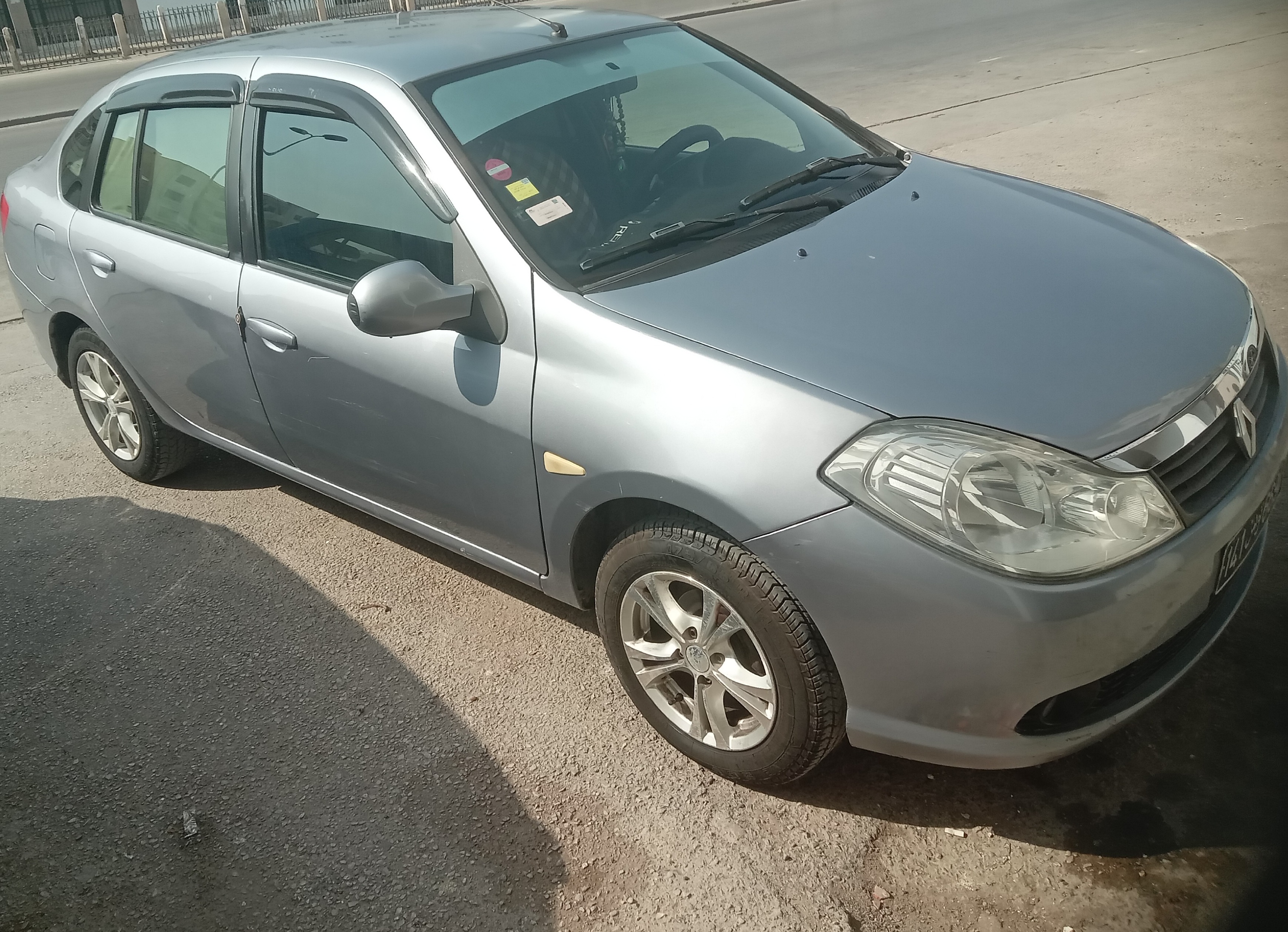 Le Bardo Le Bardo Renault Symbol Symbole 1 ndhifa barcha