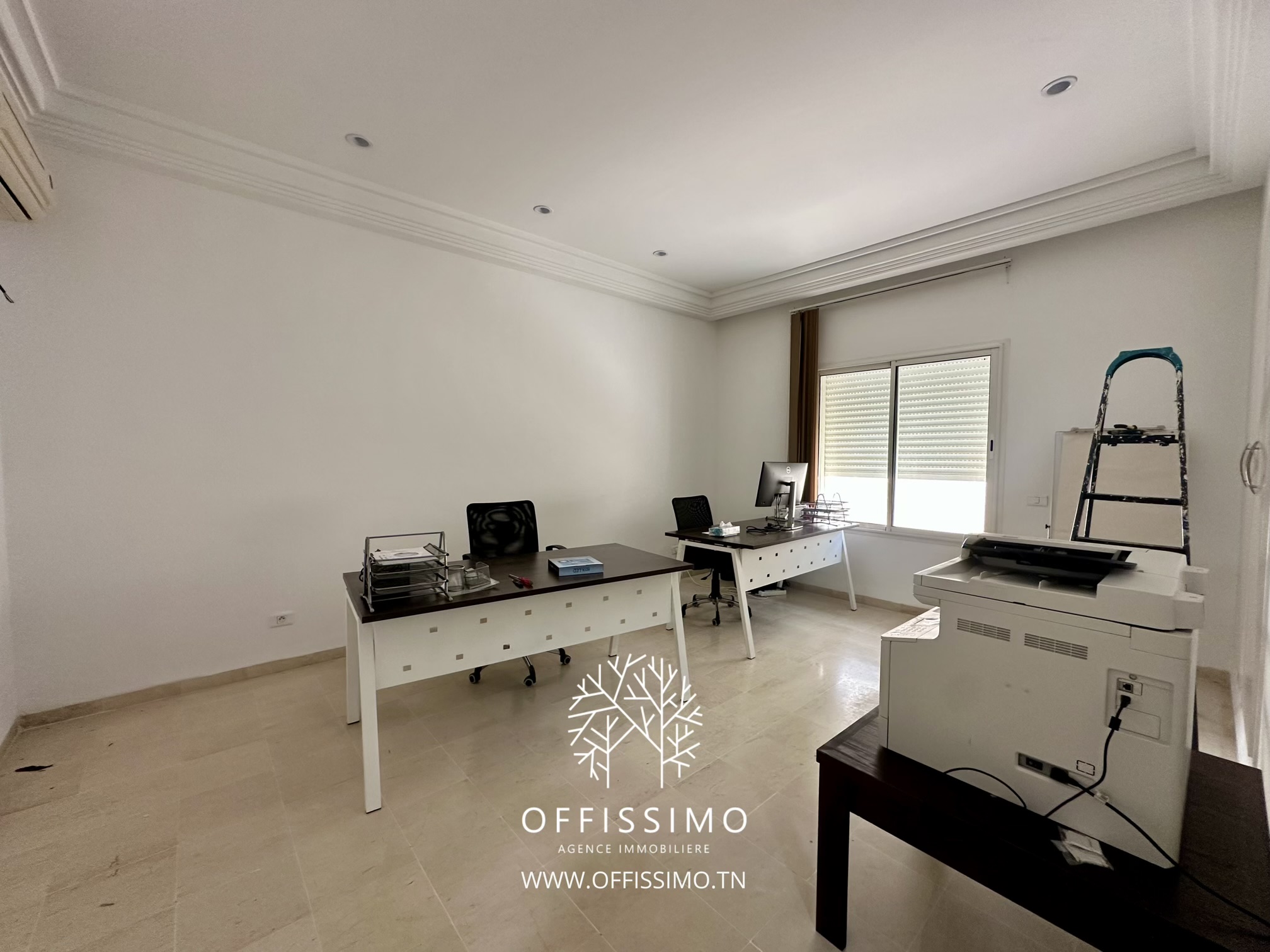 La Marsa Berge Du Lac Location Surfaces Bureau haut standing 186m lac 2