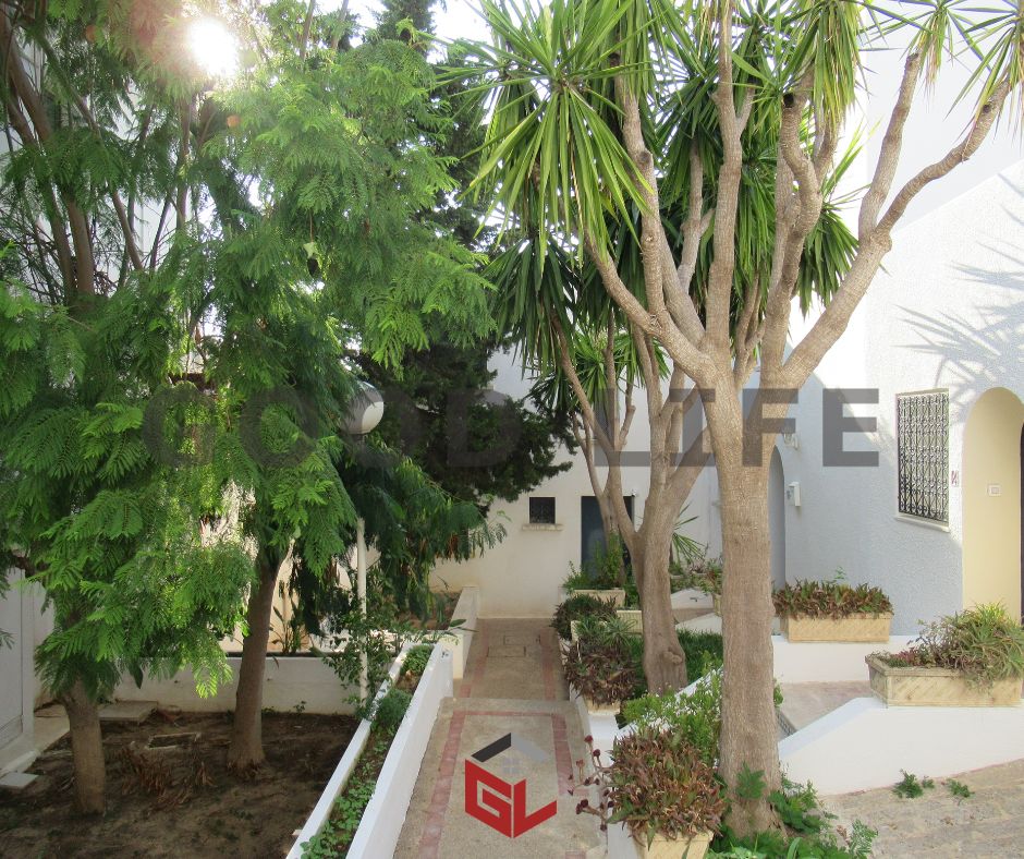 La Marsa Gammart Location Duplex Duplex semi meubl  gammarth