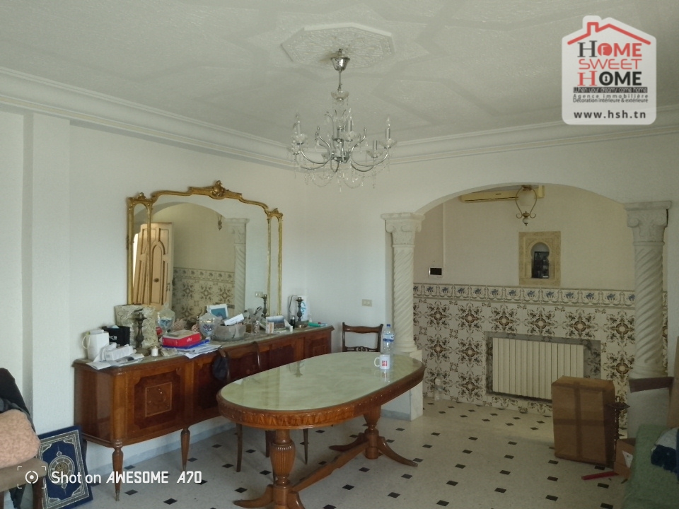La Marsa Gammart Vente Appart. 3 pices Etage de villa dariane  gammarth village