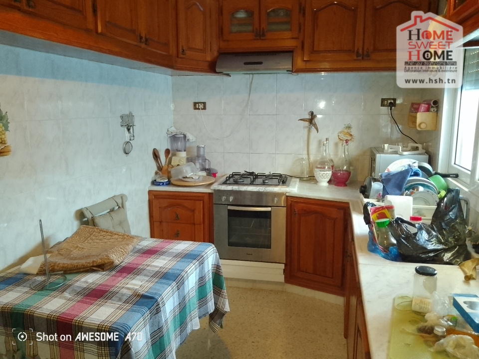 La Marsa Gammart Vente Appart. 3 pices Etage de villa dariane  gammarth village
