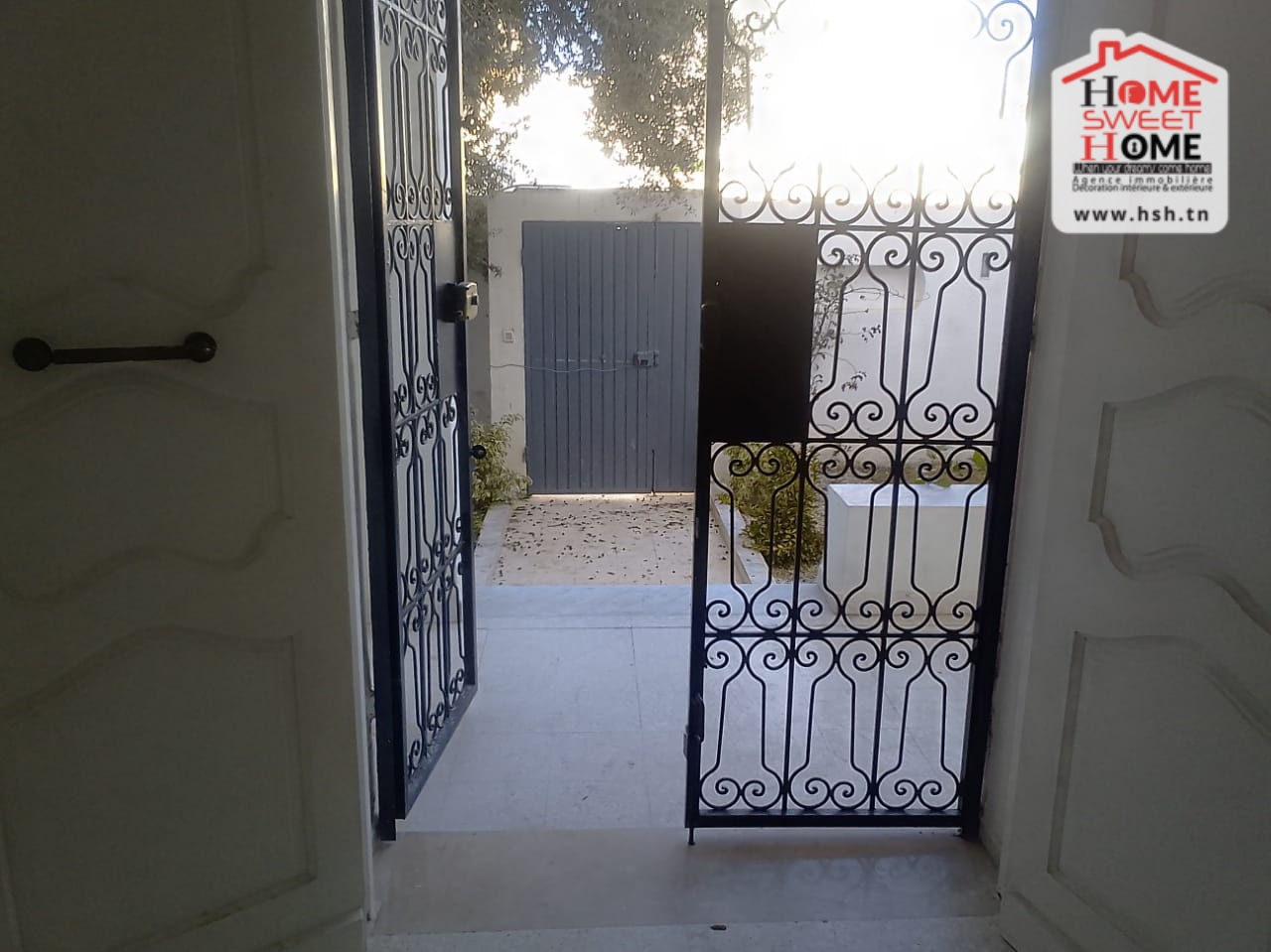 La Marsa Cite Des Juges 2 Location Appart. 2 pices Rdc de villa river  cit des juges la marsa