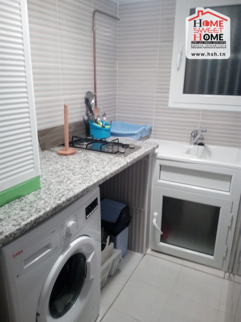 La Marsa Marsa Ennassim Location Appart. 1 pice Loft napoli meubl  la marsa corniche