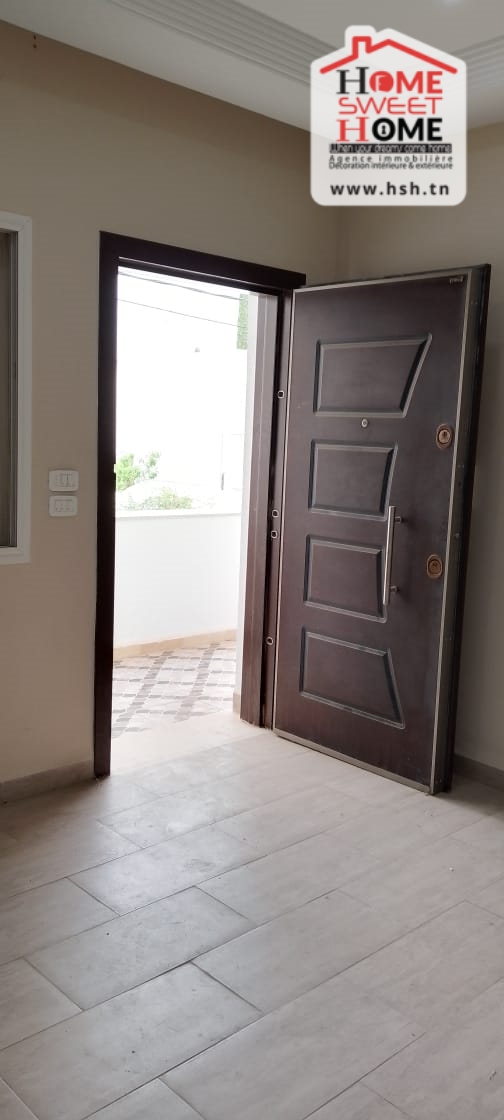 La Marsa Cite Des Juges 2 Location Appart. 2 pices Etage de villa jemni cit el hokem