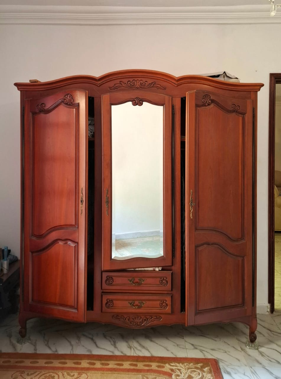 Ezzouhour (Tunis) Cite Ezzouhour Chambres  coucher Armoires - Dressing Armoire bois massif 4 portes et miroir central