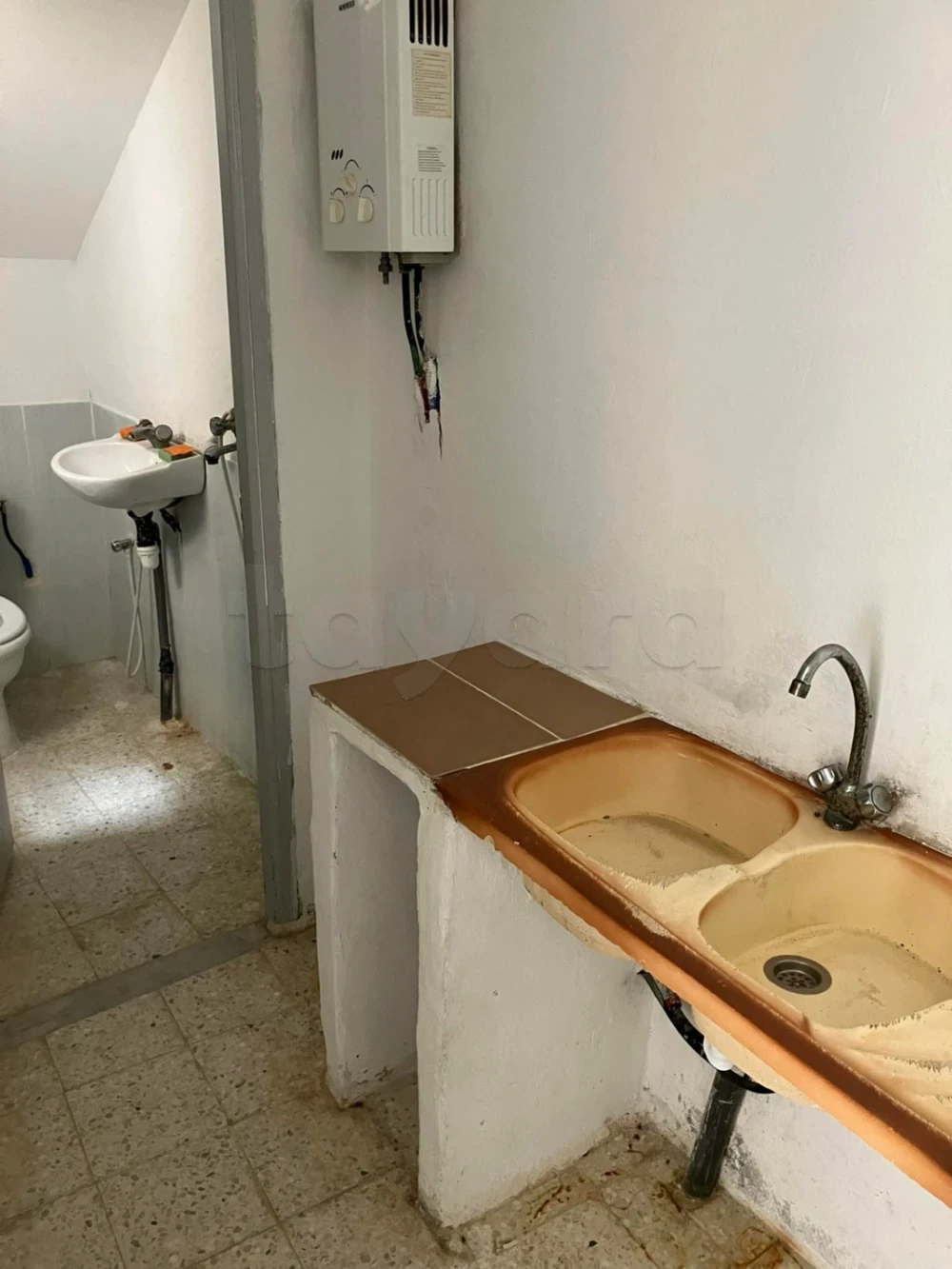Raoued Cite El Ghazala 1 Location Appart. 1 pice Studio prs du pole technologique