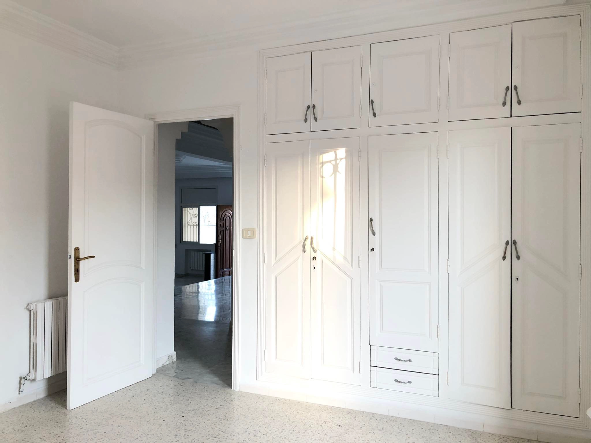 El Menzah El Menzah 9 Location Appart. 4 pices Etage de villa s3  menzah 9b