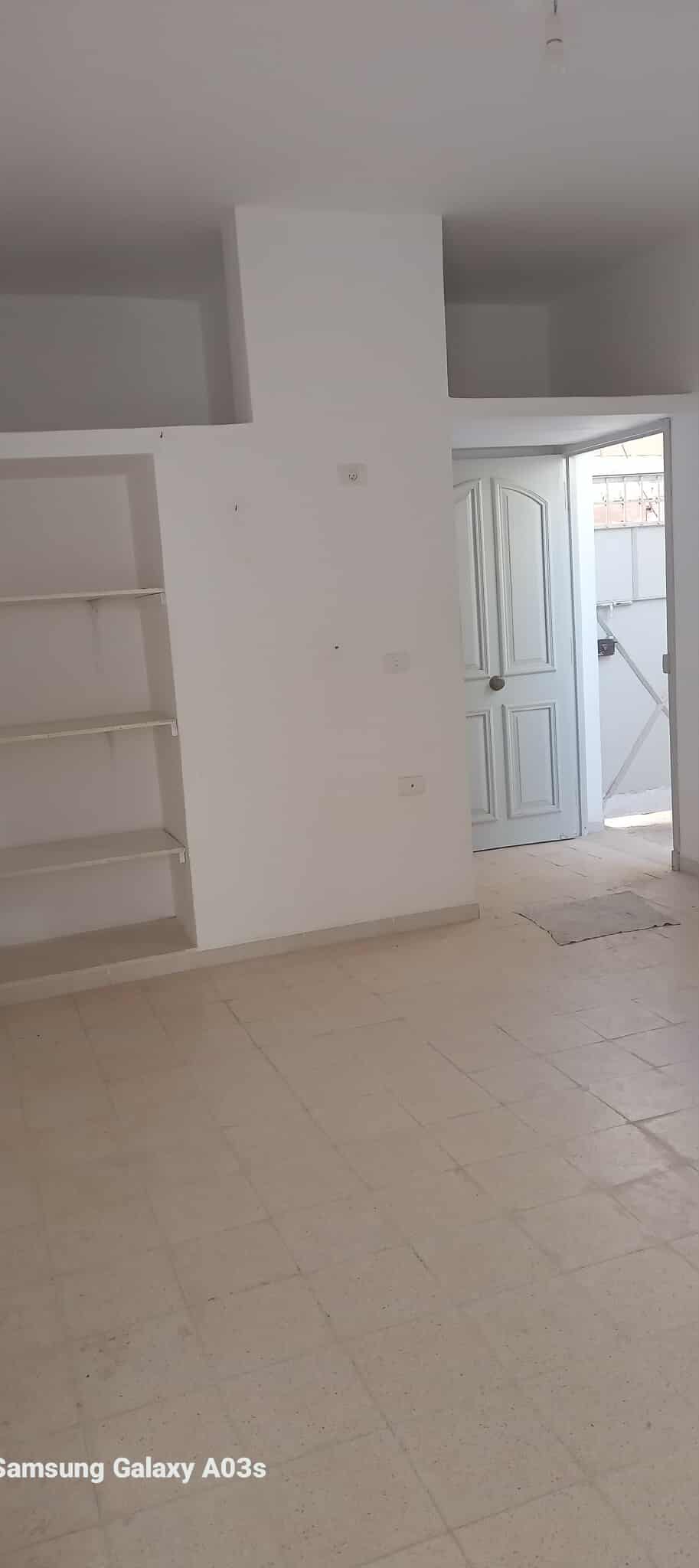 El Hrairia Cite Essoltani Location Appart. 2 pices Studio  a zahrouni