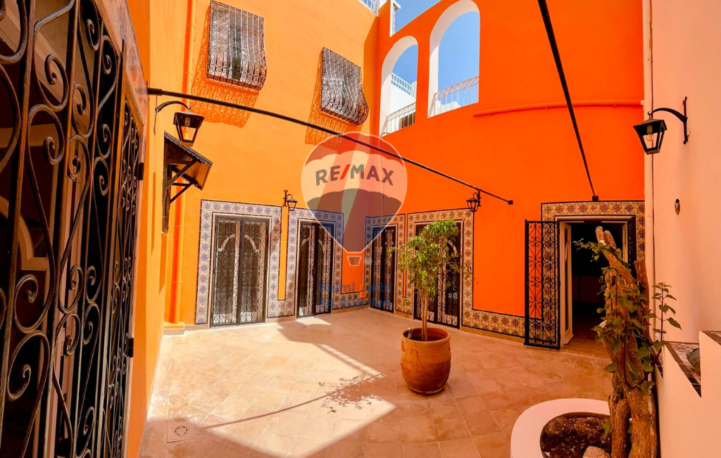 Carthage Sidi Bousaid Location Appart. 5 pices+ Villa  sdi bousaid rsidentiel ou bureautique