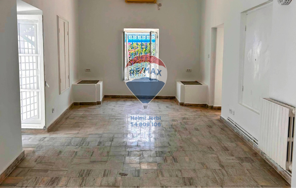 Carthage Sidi Bousaid Location Appart. 5 pices+ Villa  sdi bousaid rsidentiel ou bureautique