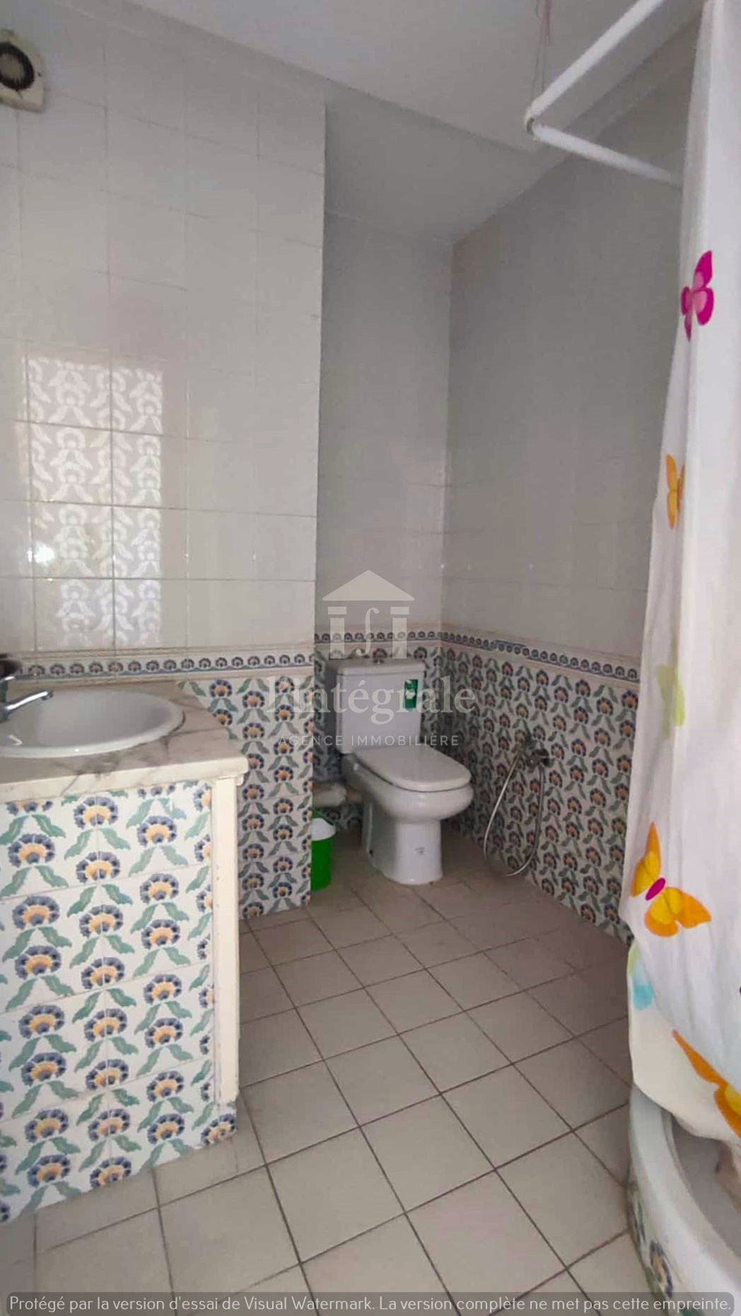 Ariana Ville Cite Ennasr 2 Location Appart. 2 pices S1 spacieux bon emplacement
