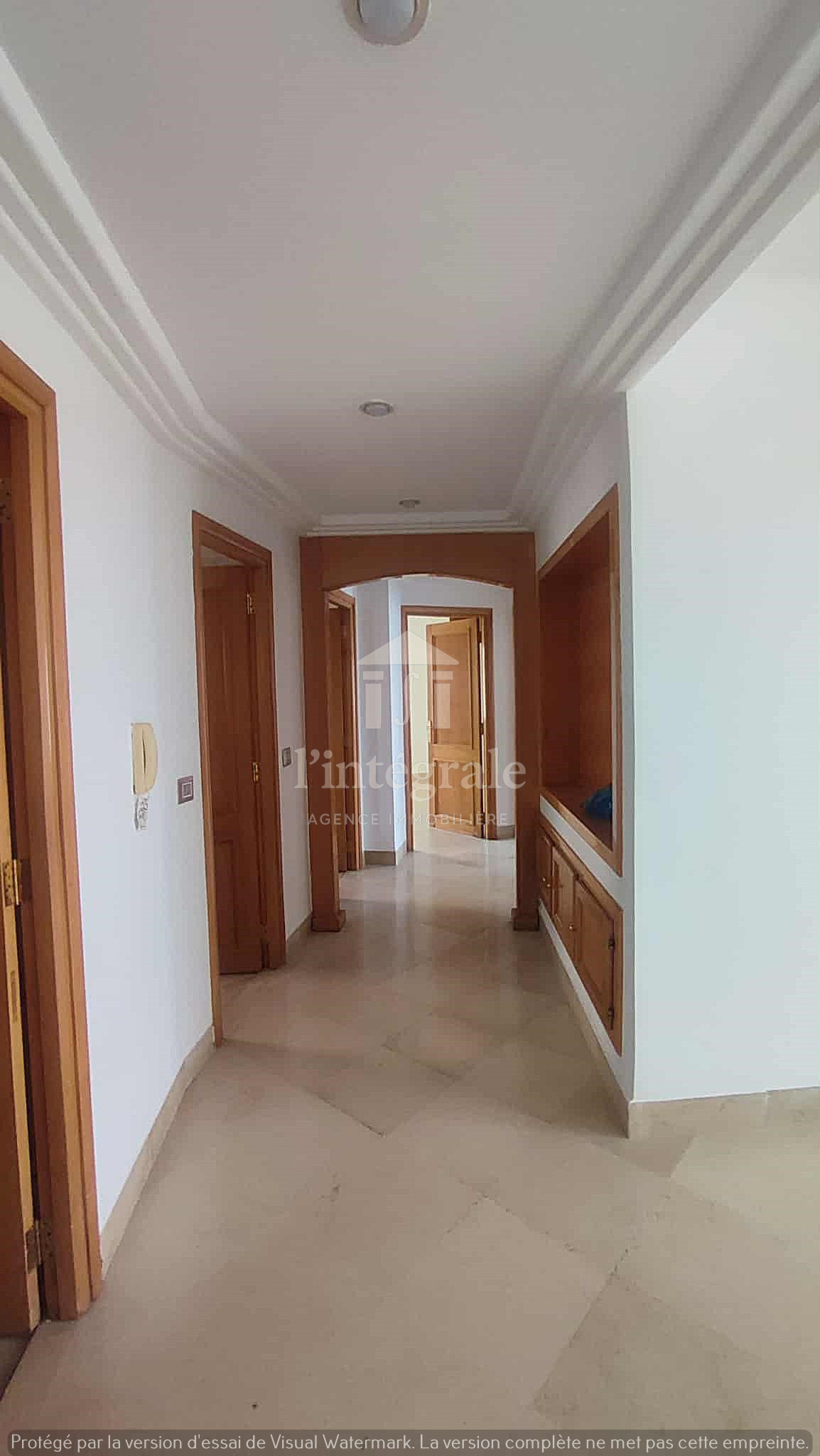Ariana Ville Cite Ennasr 2 Location Appart. 4 pices S3 rez de chausse avec place parking