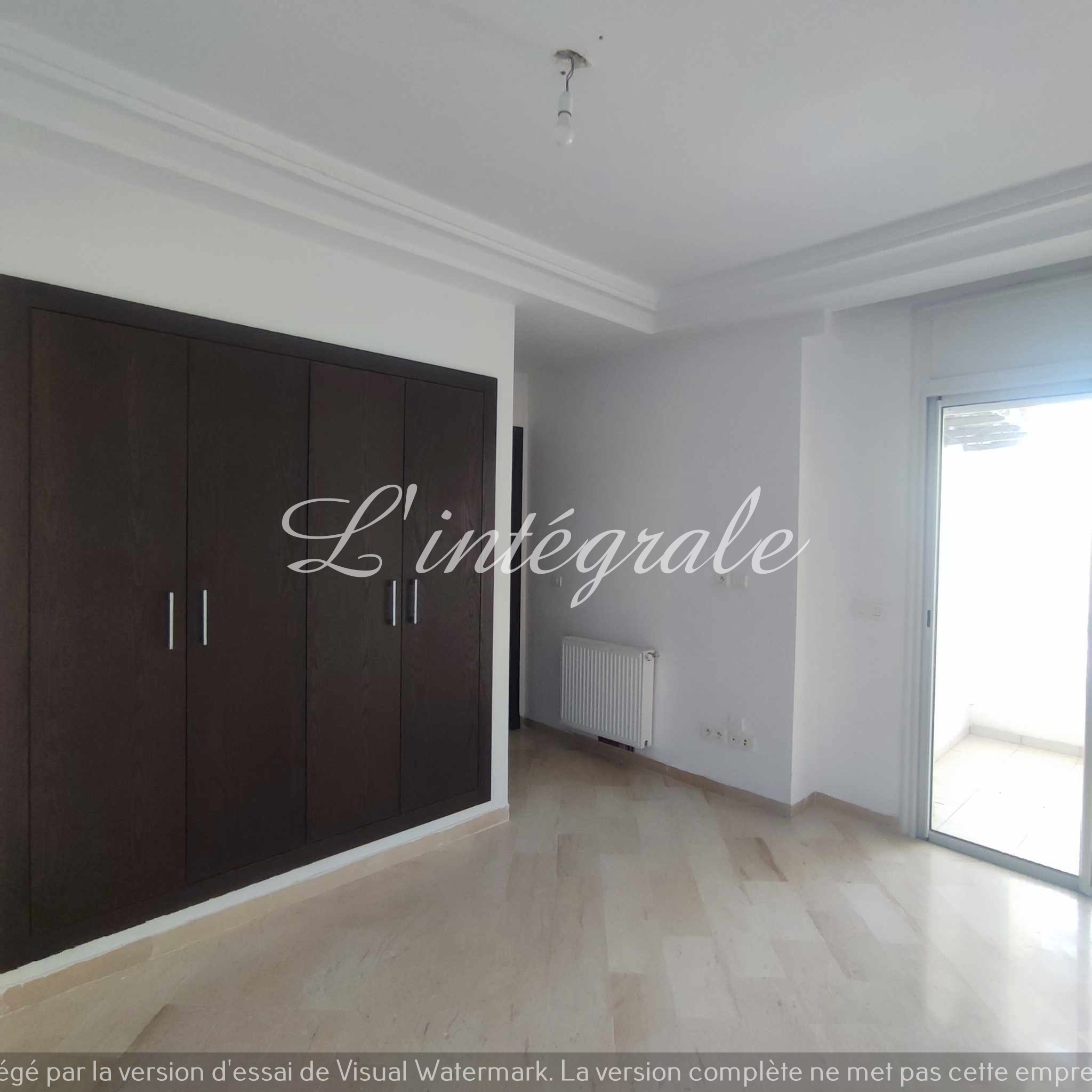 Ariana Ville Cite Ennasr 2 Location Appart. 3 pices S2 haut standing avec place de parking