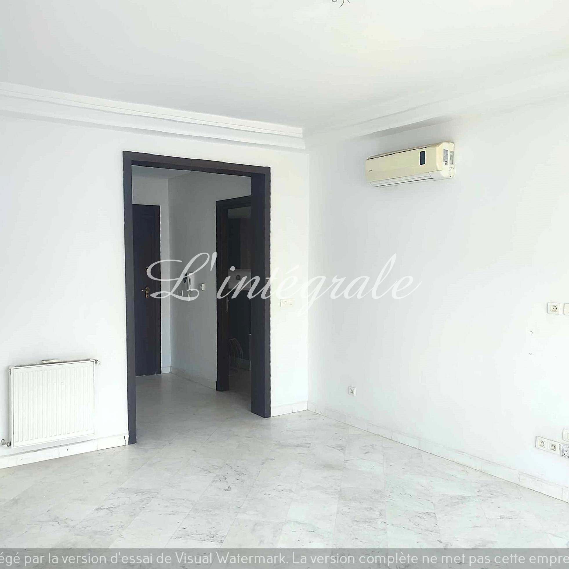 Ariana Ville Cite Ennasr 2 Location Appart. 3 pices S2 haut standing avec place de parking