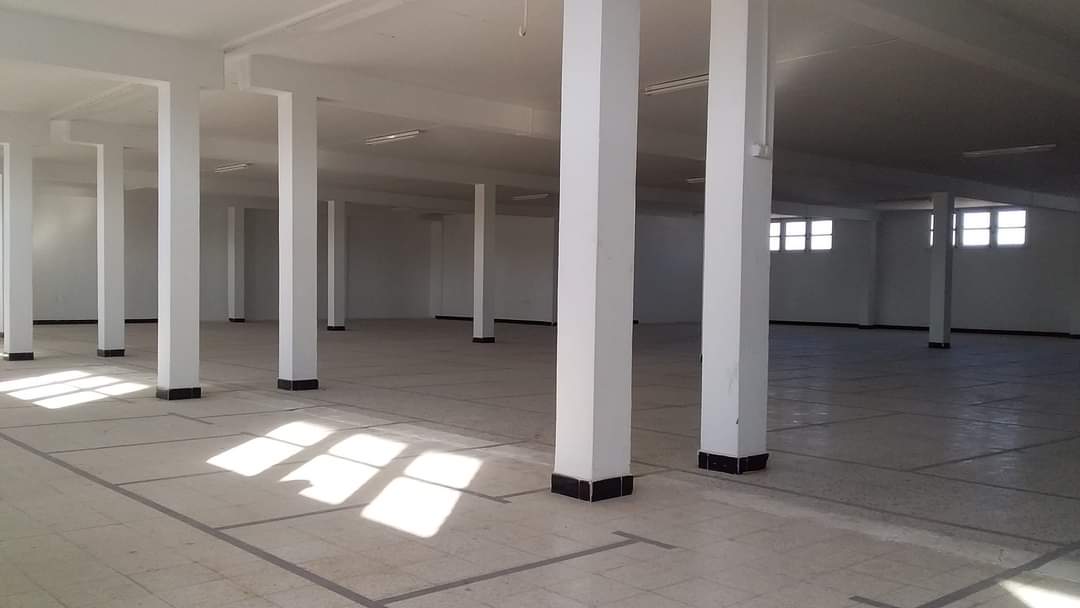 Cite El Khadra El Charguia Bureaux & Commerces Atelier,Garage Local  usage industriel ou stockage au charguia 1