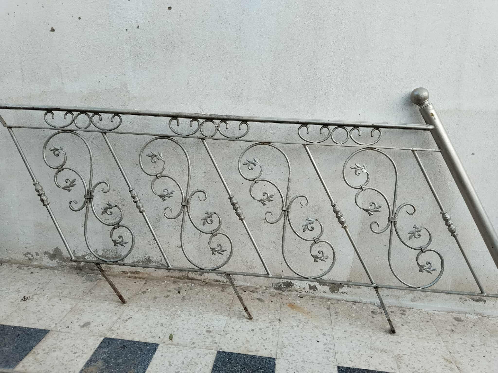 Sfax Sud Sidi Abbes Autre Autre Rampe escalier fer forg interieur