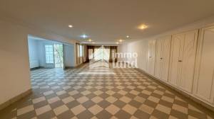 Ariana Ville Cite Ennasr 1 Location Maisons Villa de 660m2 avec piscine  cit
