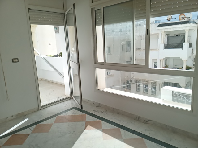 Ariana Ville Cite Ennasr 2 Location Appart. 3 pices Ennasr2 loc s2