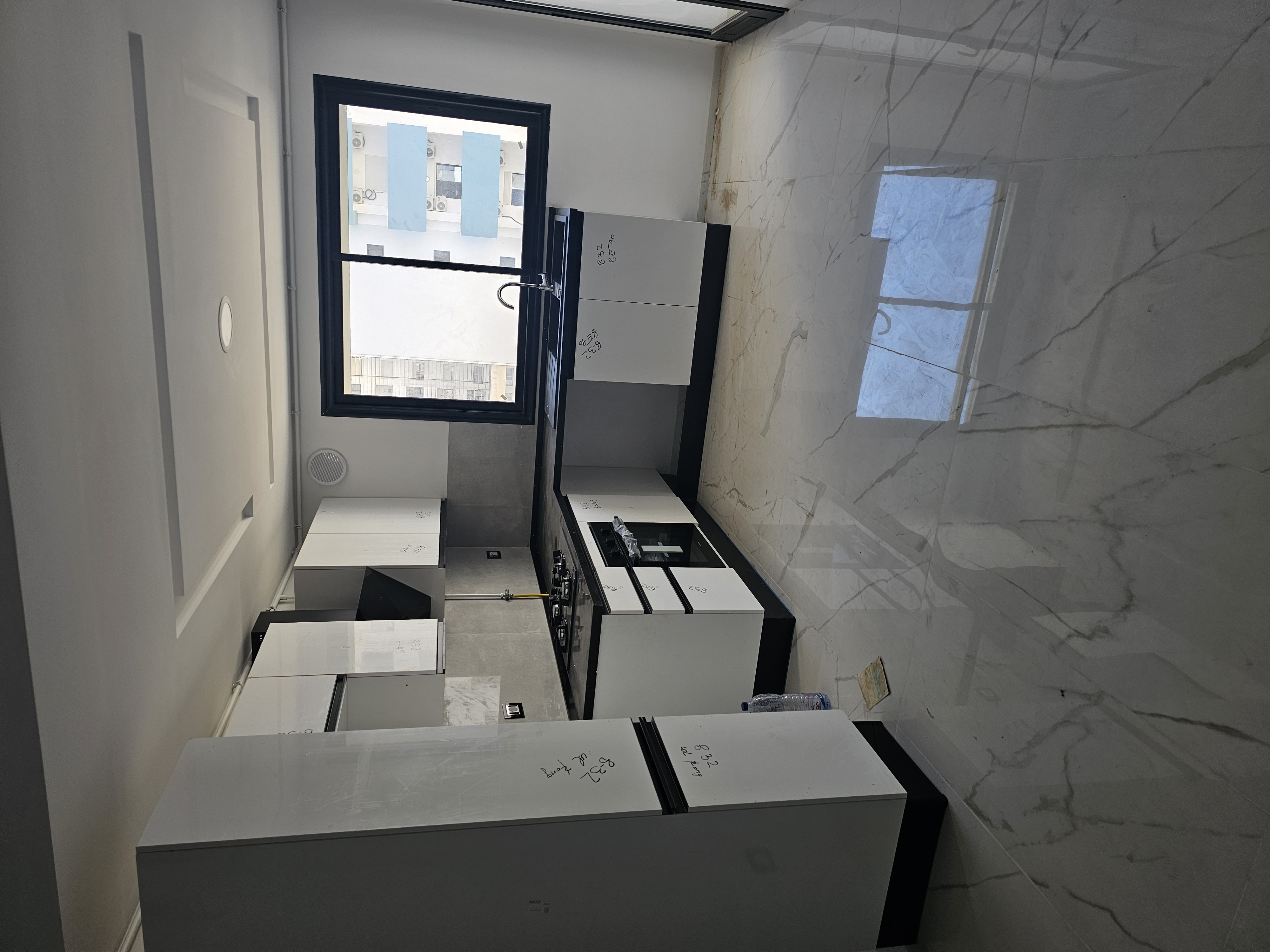 La Marsa El Aouina Location Appart. 3 pices Appartement s2 jamais habit trs haut standing