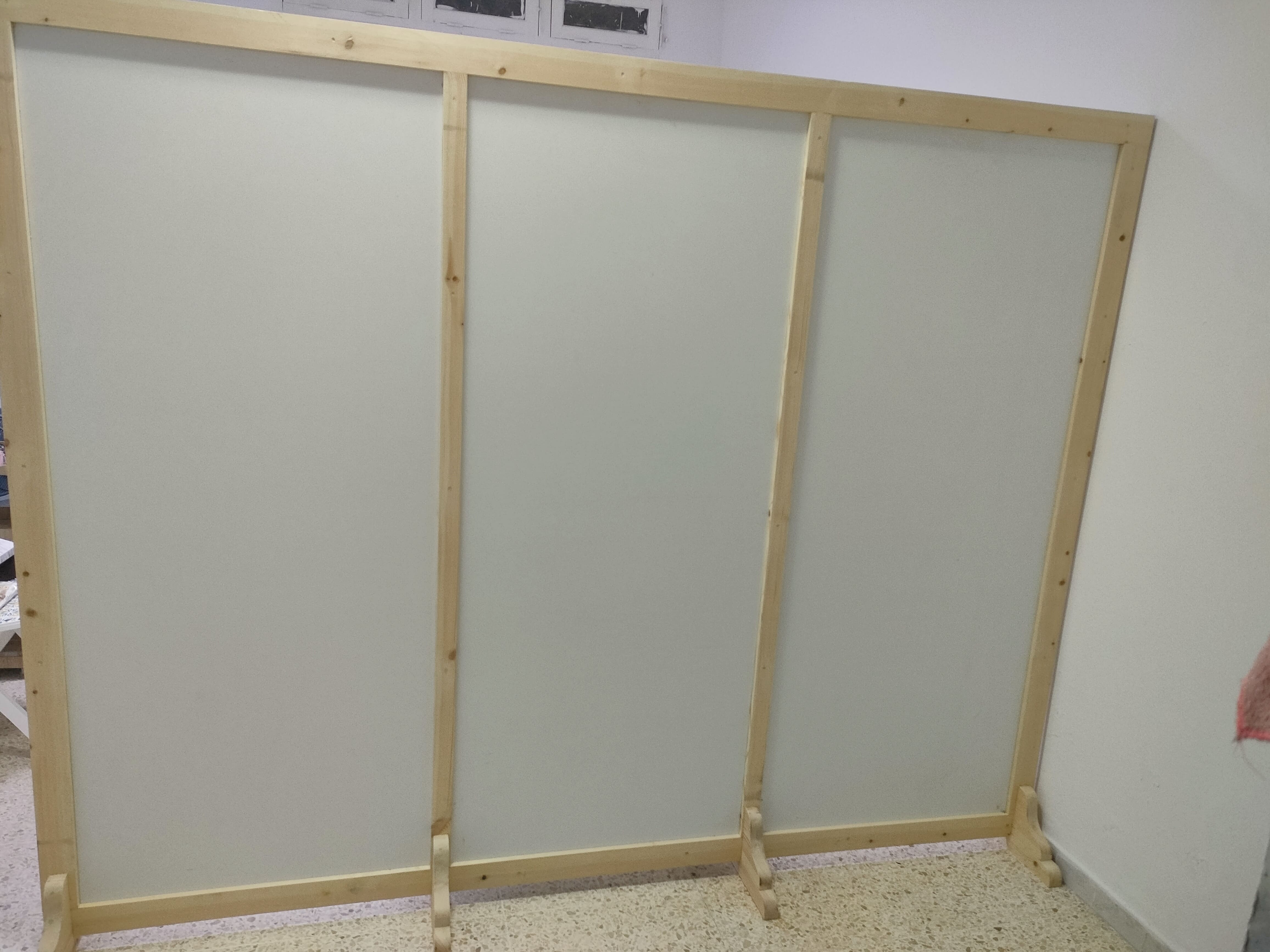 La Soukra Borj Louzir Meubles de bureau Autres 2 armoires et 1 bureau et sparation boutique