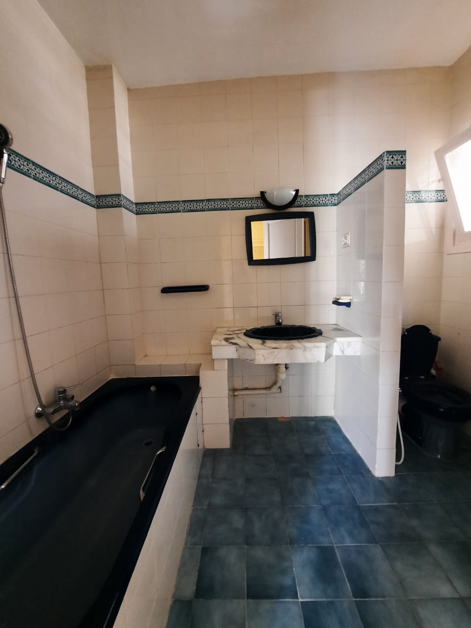 Ain Zaghouan Ain Zaghouan Location Appart. 3 pices Appartement spacieux
