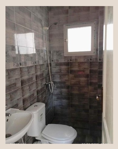 Ezzouhour (Tunis) Ezzouhour 4 Vente Autre Immeuble rez de chausse et 2 tages