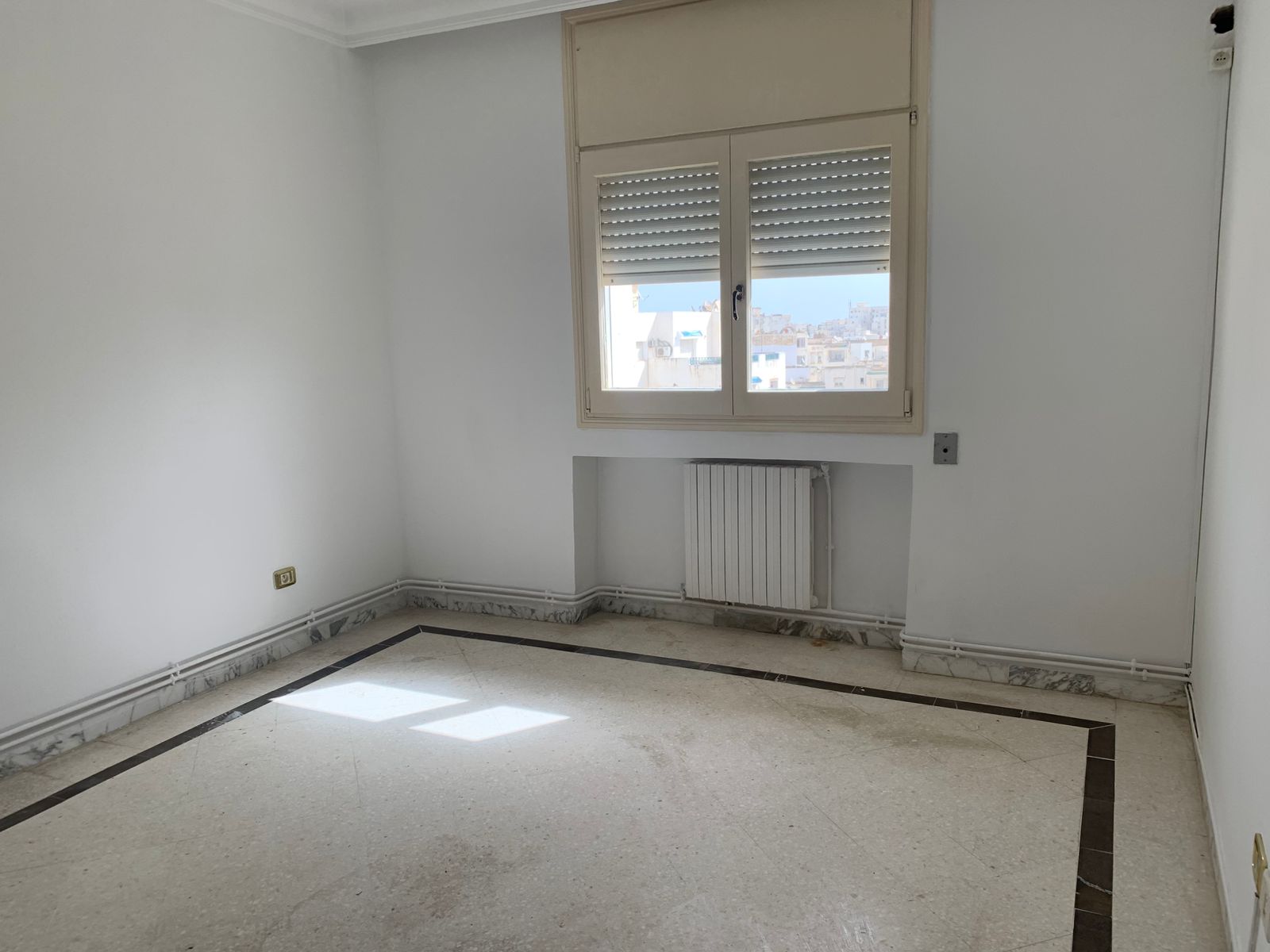 Mnihla Cite Ennasr Location Appart. 3 pices Joli appartement s2  cit ennasr2