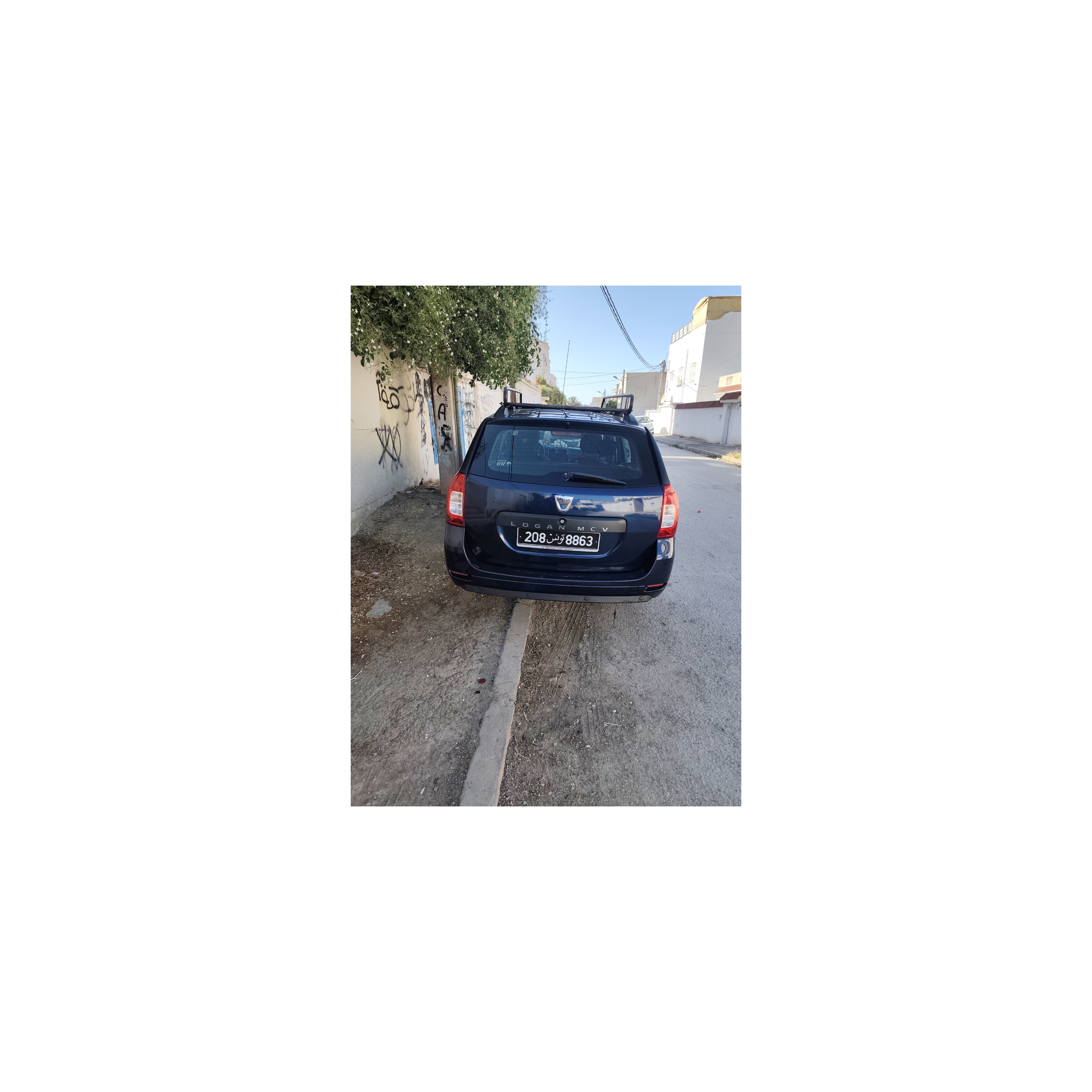 El Ouerdia Lakagnia Dacia Logan Dacia logan mcv en bon tat