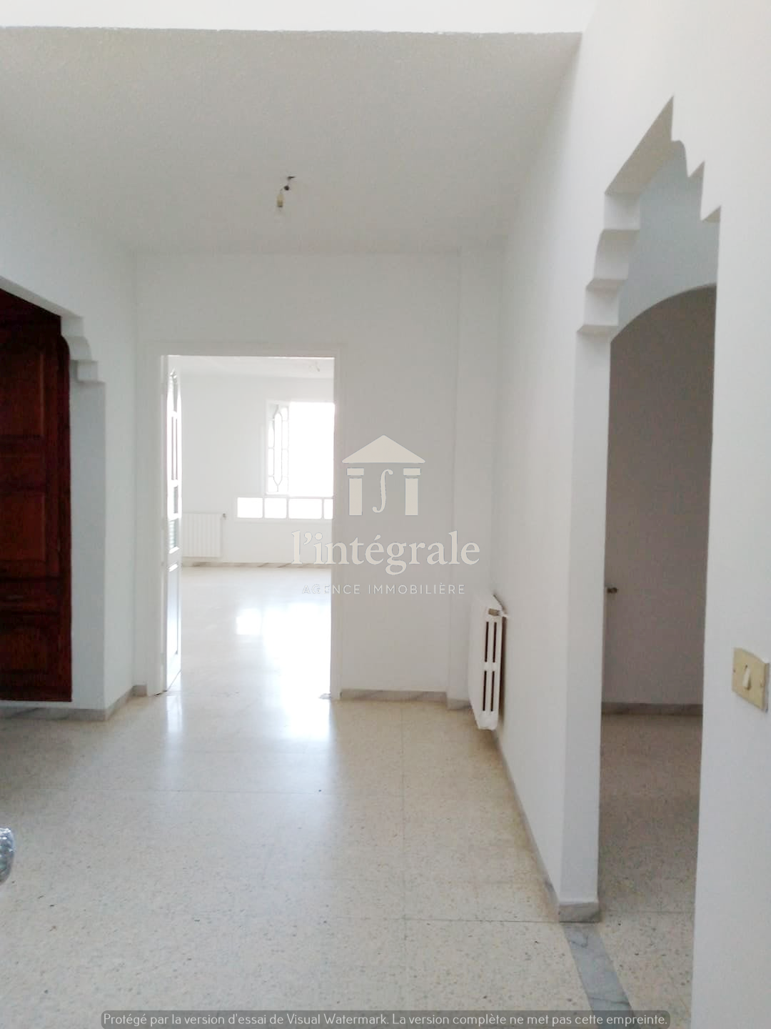 Ariana Ville Cite Ennasr 2 Location Appart. 5 pices+ Vaste s5 avec entre indpendante
