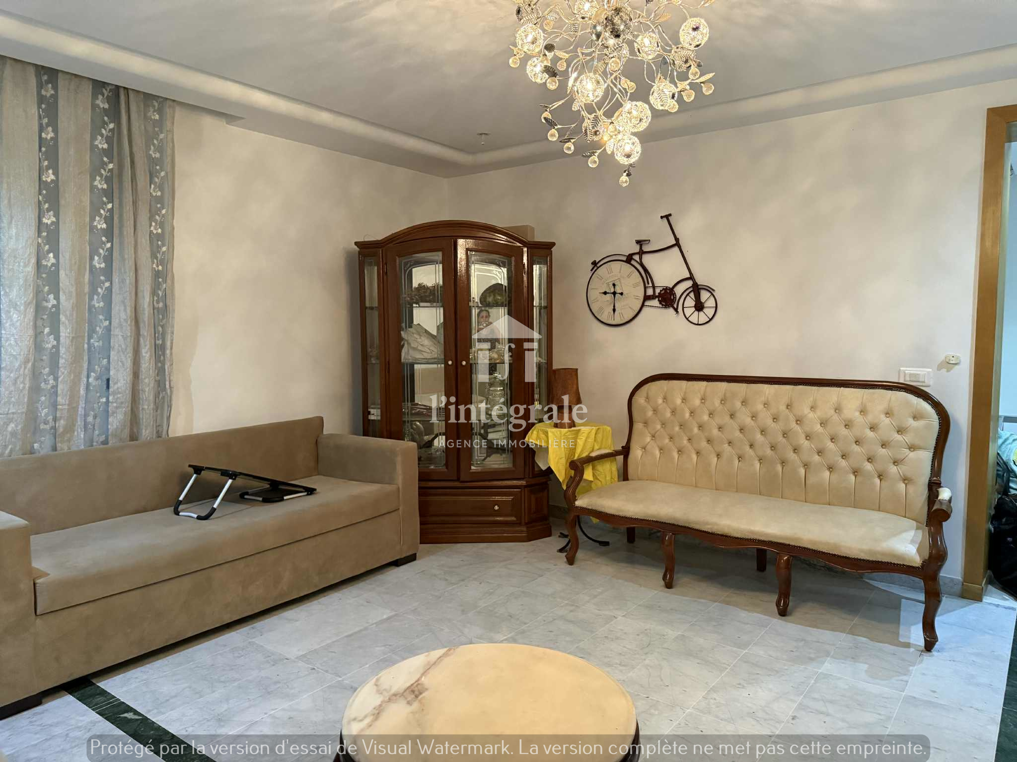 Ariana Ville Cite Ennasr 2 Location Appart. 3 pices S2 meubl de haut standing