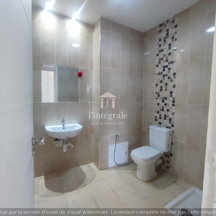 El Menzah El Manar 2 Bureaux & Commerces Bureau Bureau h3 de haut standing