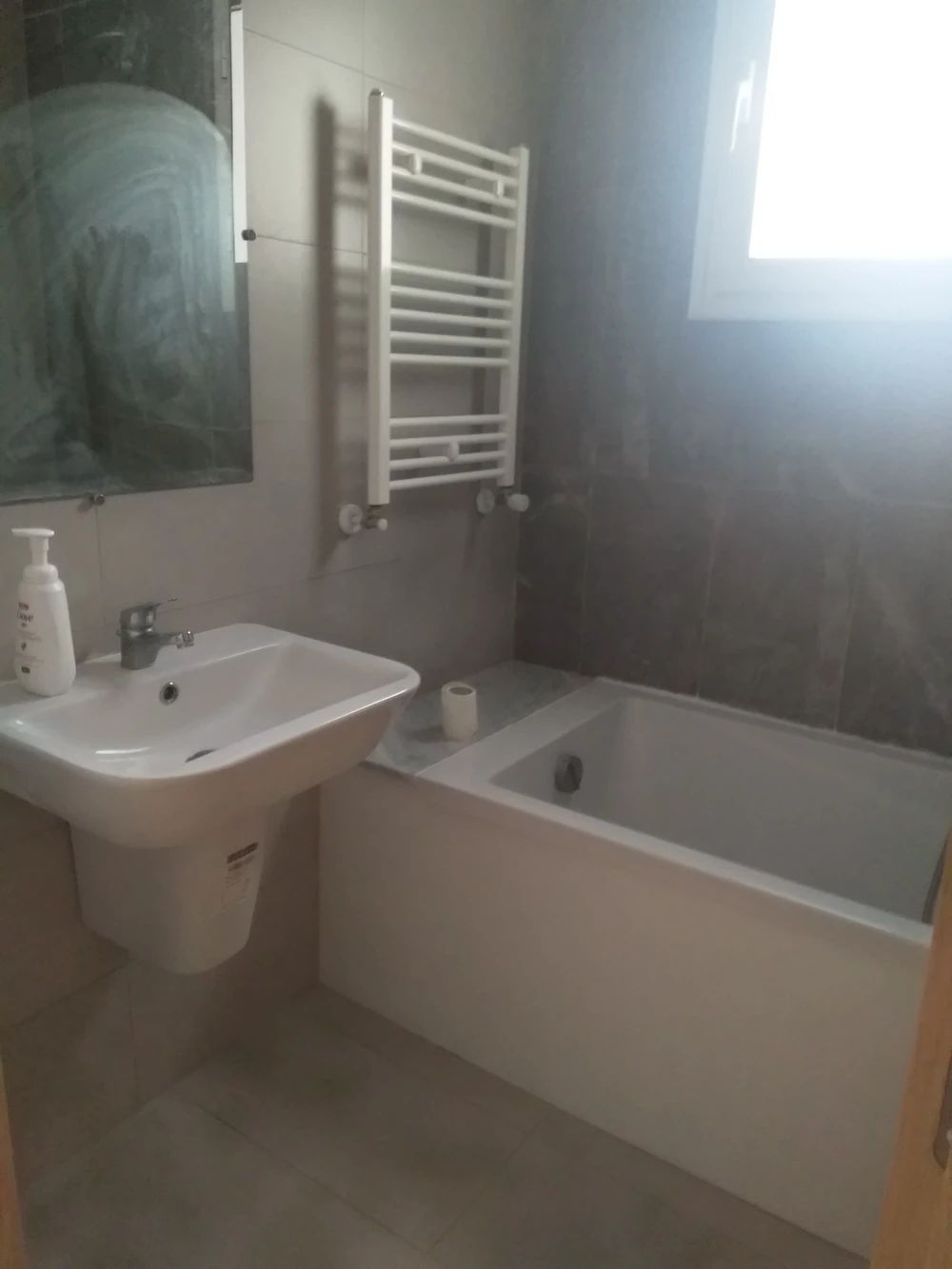 Raoued Ariana Essoughra Location Appart. 3 pices Un appart s 2 ariana soghra