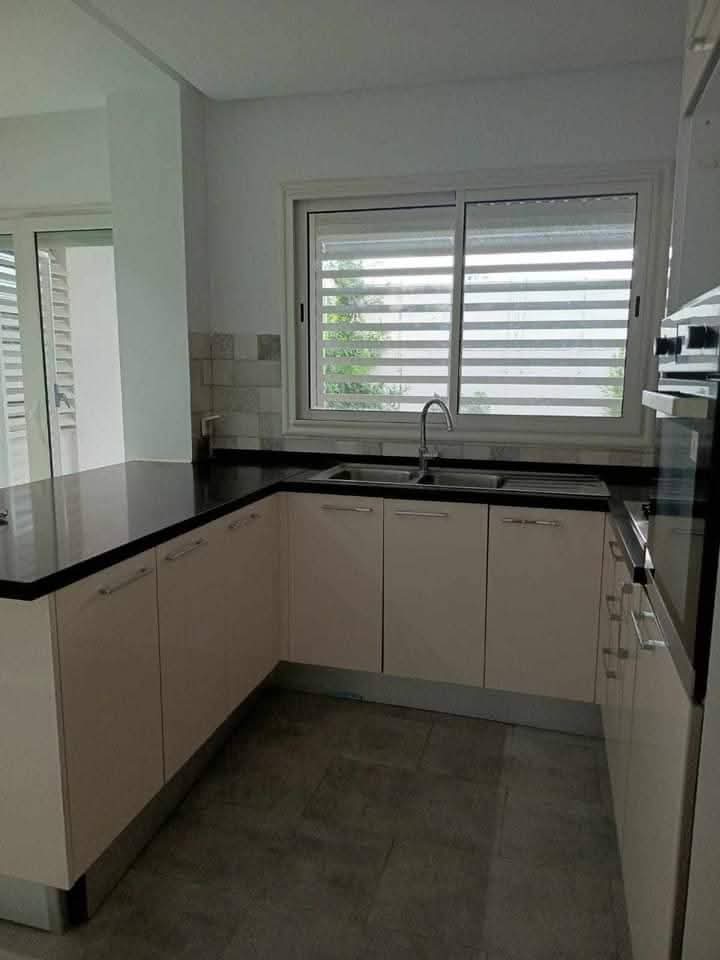 Ariana Ville Cite Ennasr 2 Location Appart. 3 pices Appart s 2 avec jardin cit nasr 2