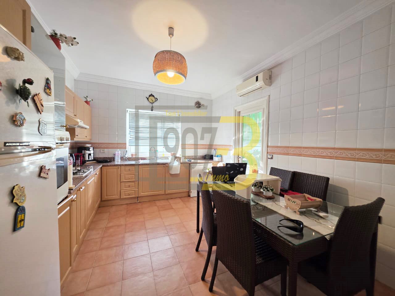 Ariana Ville Cite Ennasr 2 Vente Appart. 4 pices Un appartement s4  ennasr 2