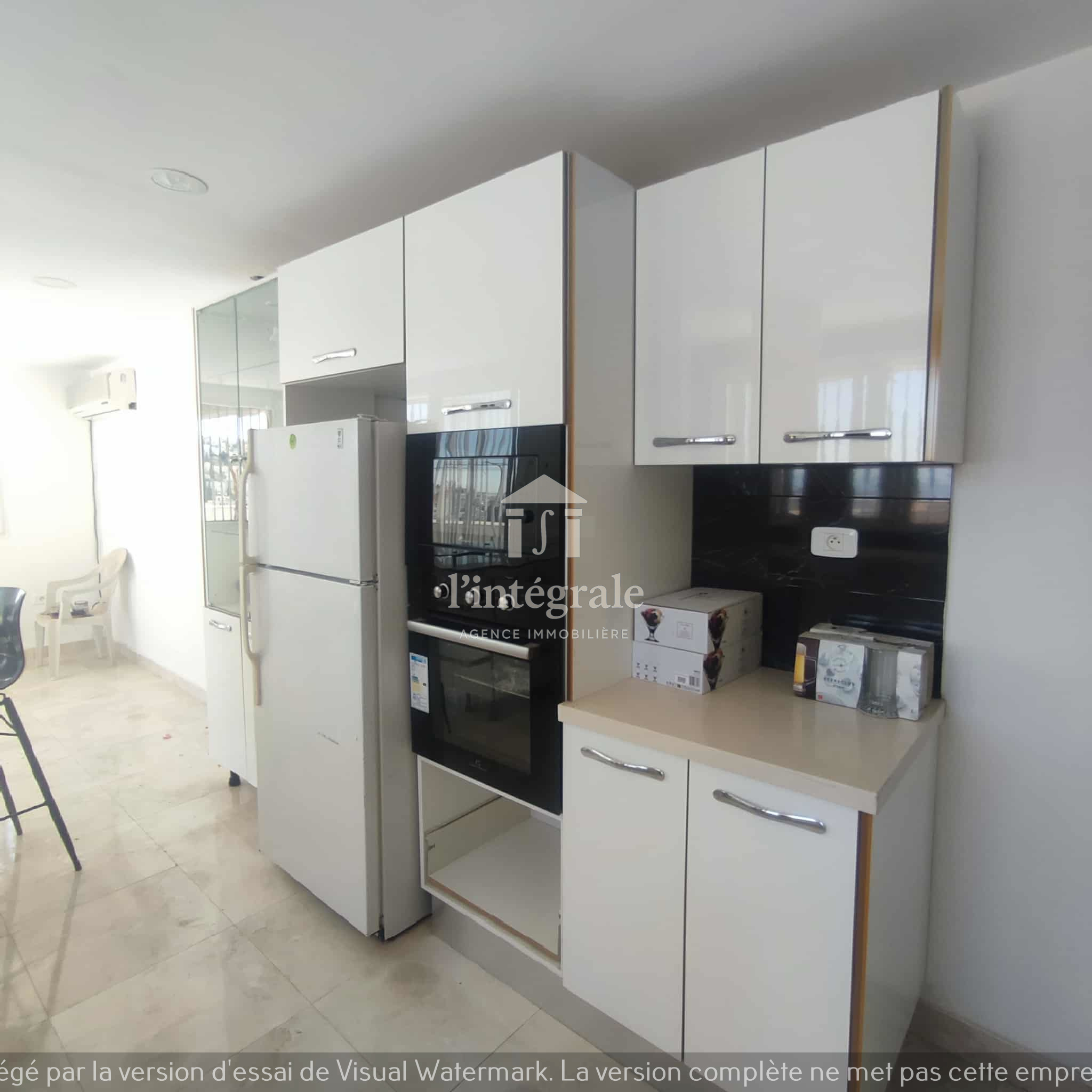Ariana Ville Cite Ennasr 2 Location Appart. 4 pices Grand s3 avec grande terrasse