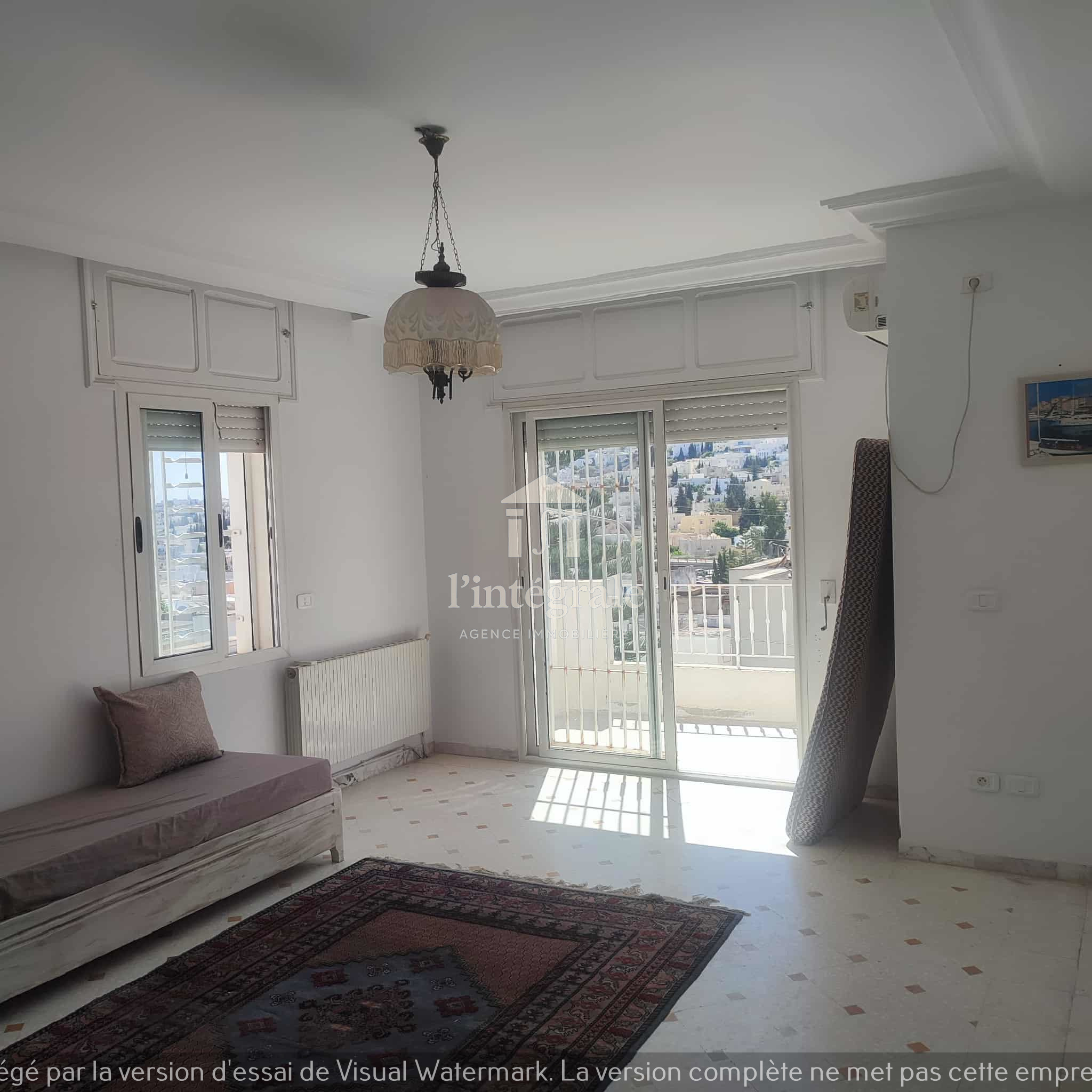 Ariana Ville Cite Ennasr 2 Location Appart. 4 pices Grand s3 avec grande terrasse
