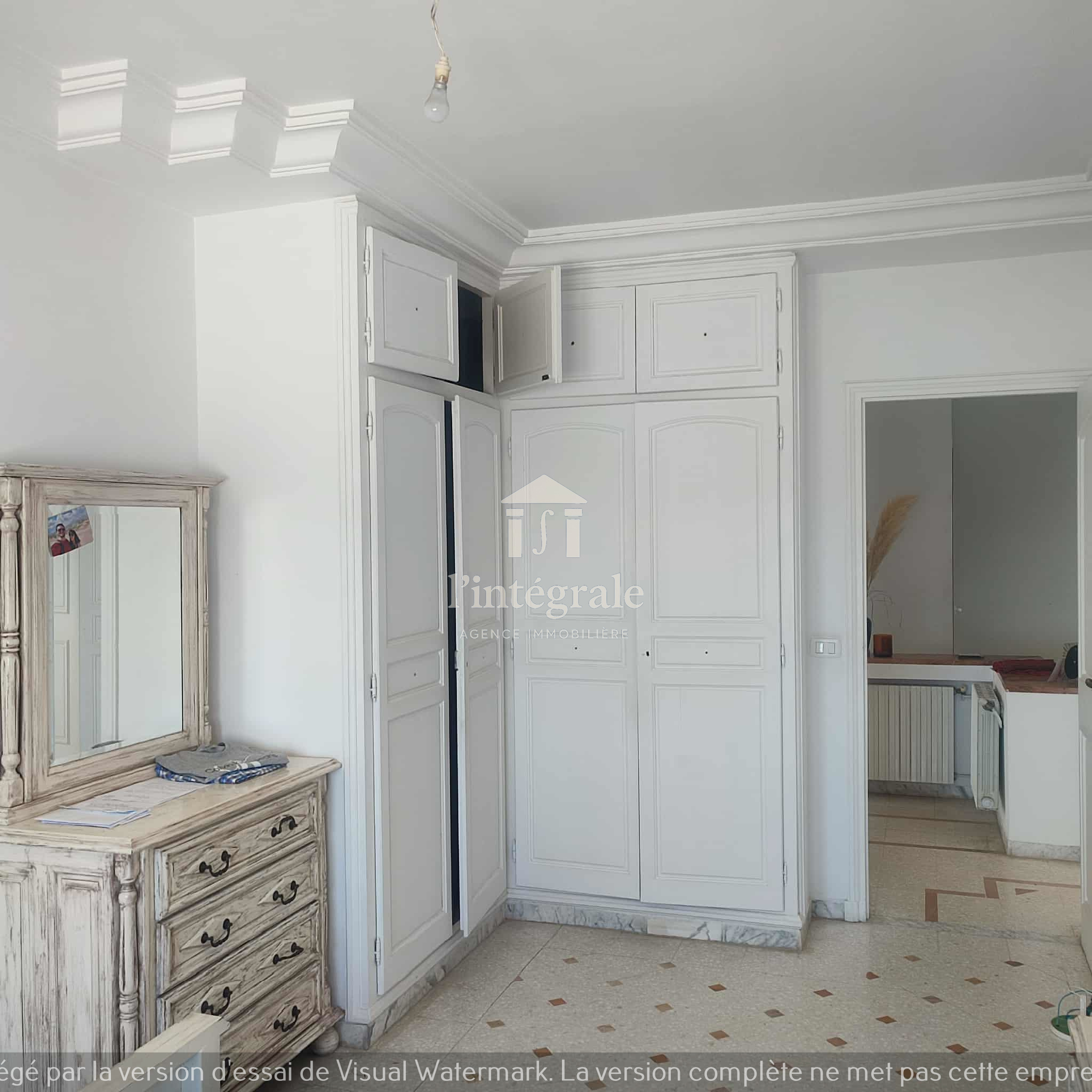 Ariana Ville Cite Ennasr 2 Location Appart. 4 pices Grand s3 avec grande terrasse