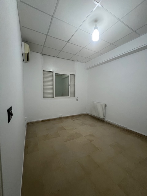 La Marsa Berge Du Lac Location Maisons Espace bureautique 550 m2 rdc villa au lac 2