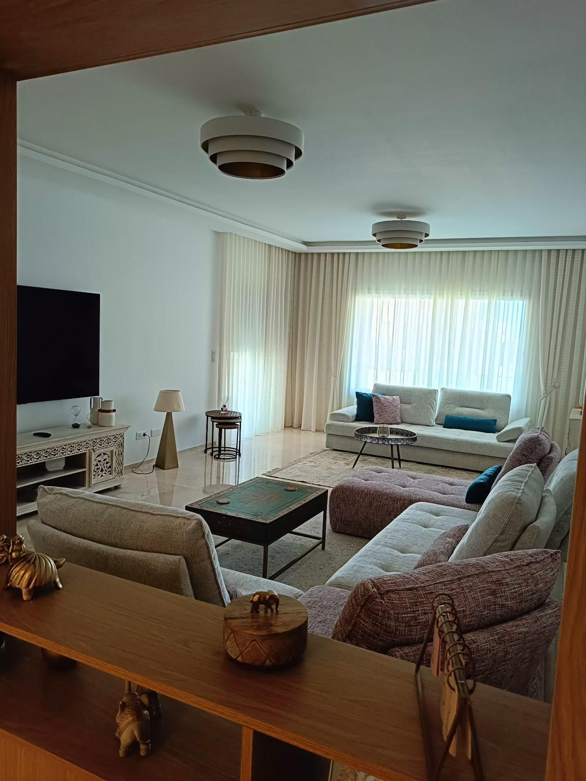 La Marsa Gammart Location Appart. 4 pices Appartement trs spacieux et lumineux